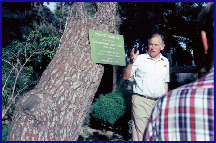 An English tour guide at the Garden Tomb